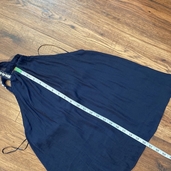 💛 XS 💛 NWT Anthro Embellished Halter Top Crystals Sparkle Bling Silky - Picture 10 of 10